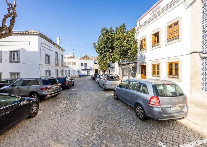 Casa Do Centro * טאווירה